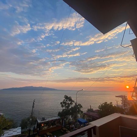 Del Mar Sea View Apartment Saranda Kültér fotó