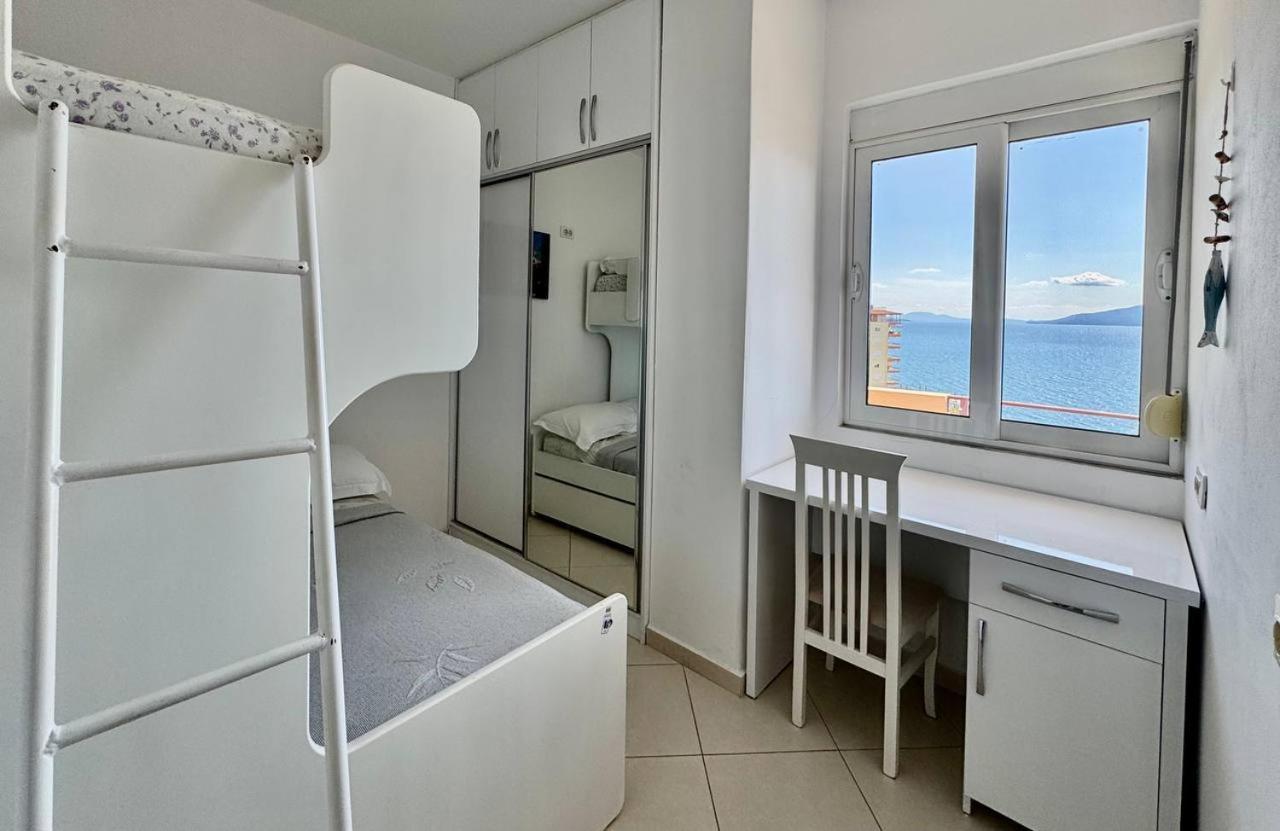 Del Mar Sea View Apartment Saranda Kültér fotó