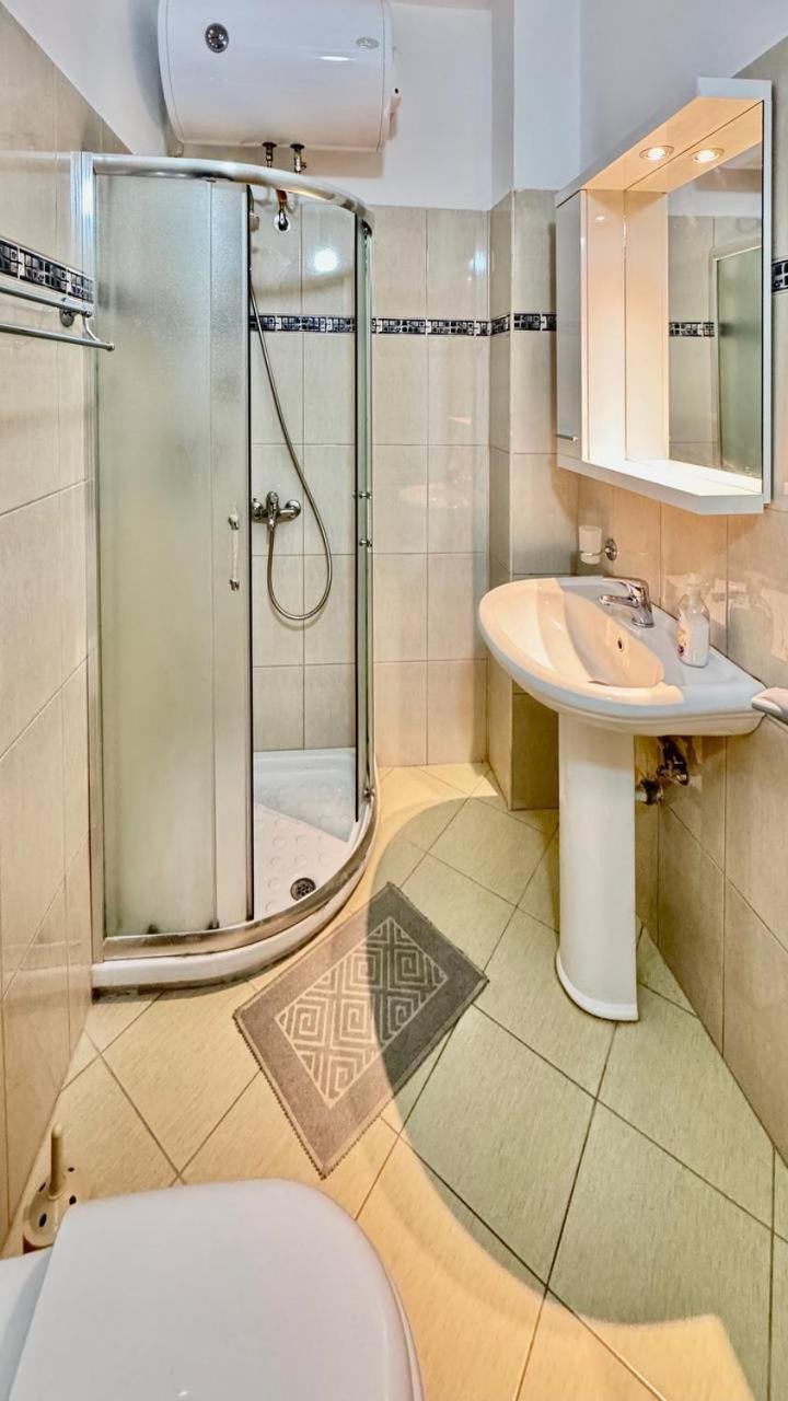 Del Mar Sea View Apartment Saranda Kültér fotó