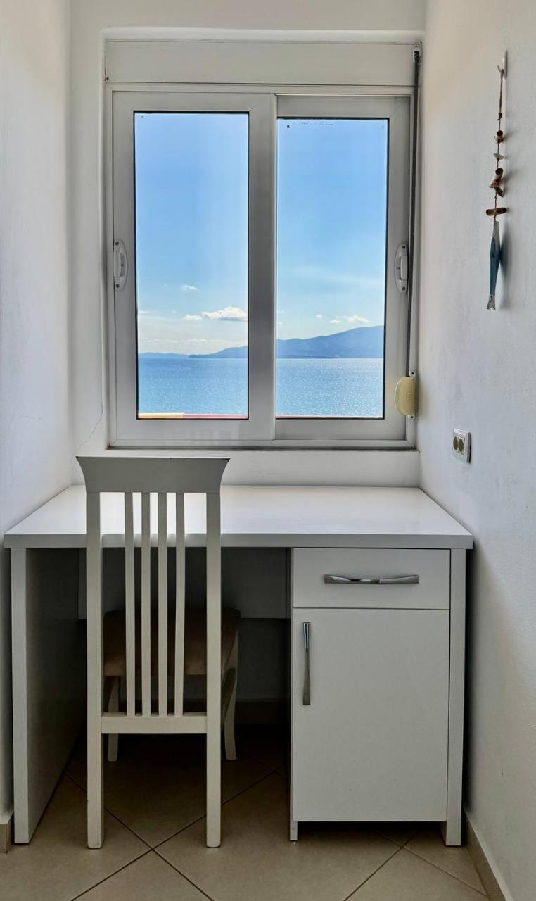 Del Mar Sea View Apartment Saranda Kültér fotó