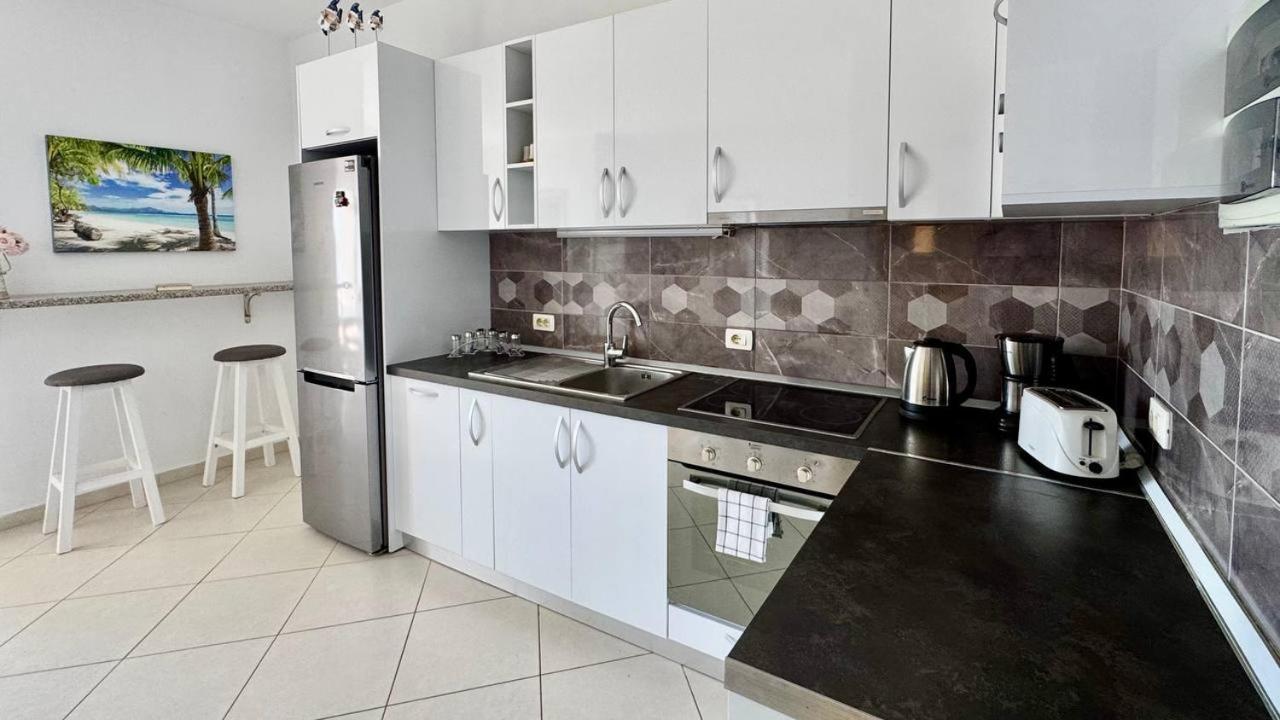 Del Mar Sea View Apartment Saranda Kültér fotó